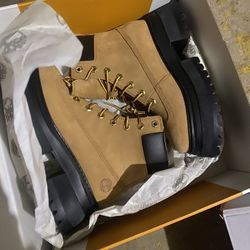 Rare Timberland Boots Women