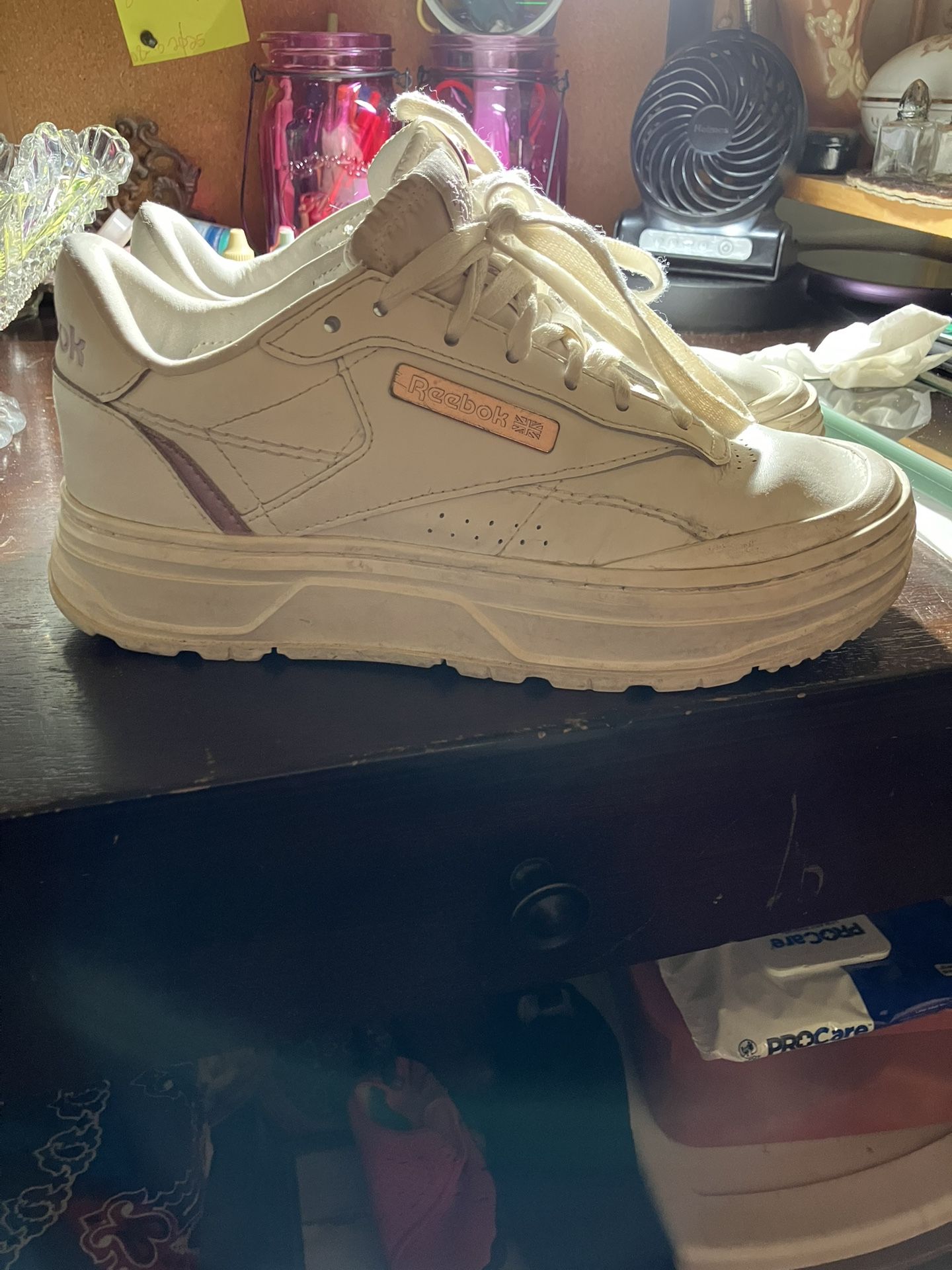 Reebok, tennis shoes, size 7 women