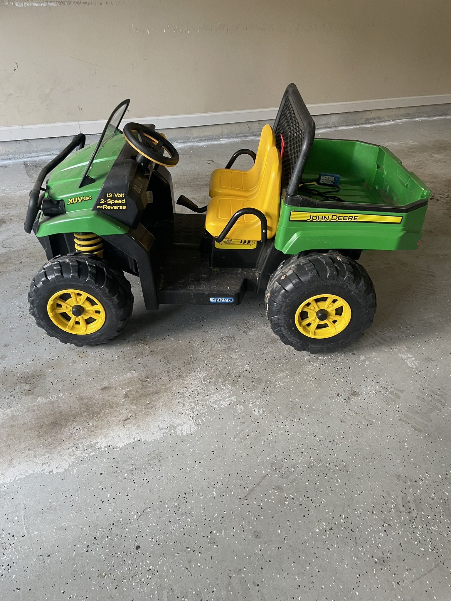 Kids John Deer Gator