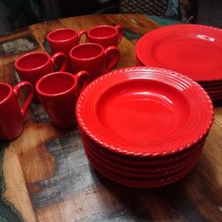 Z Gallerie Lucca 6 Place Setting Dishware