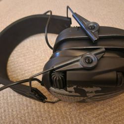 Airline Worker & or hunting gear