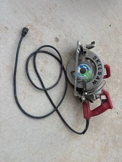 Skilsaw Mag 7 1/4 Electric ( Hesperia Ca )