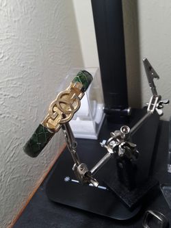 Gucci bangle