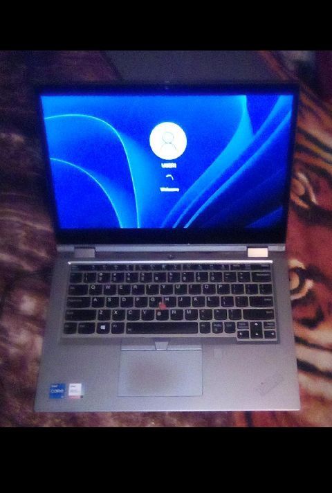 ( Touchscreen ) ( Laptop )
Lenovo Thinkpad L13 Yoga
Intel i5 2.4ghz 11th generation
256gb SSD
Webcam
8gb ram
64bit system
Windows 11 Pro