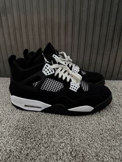 Air Jordan 4 ‘White Thunder’ sz 12