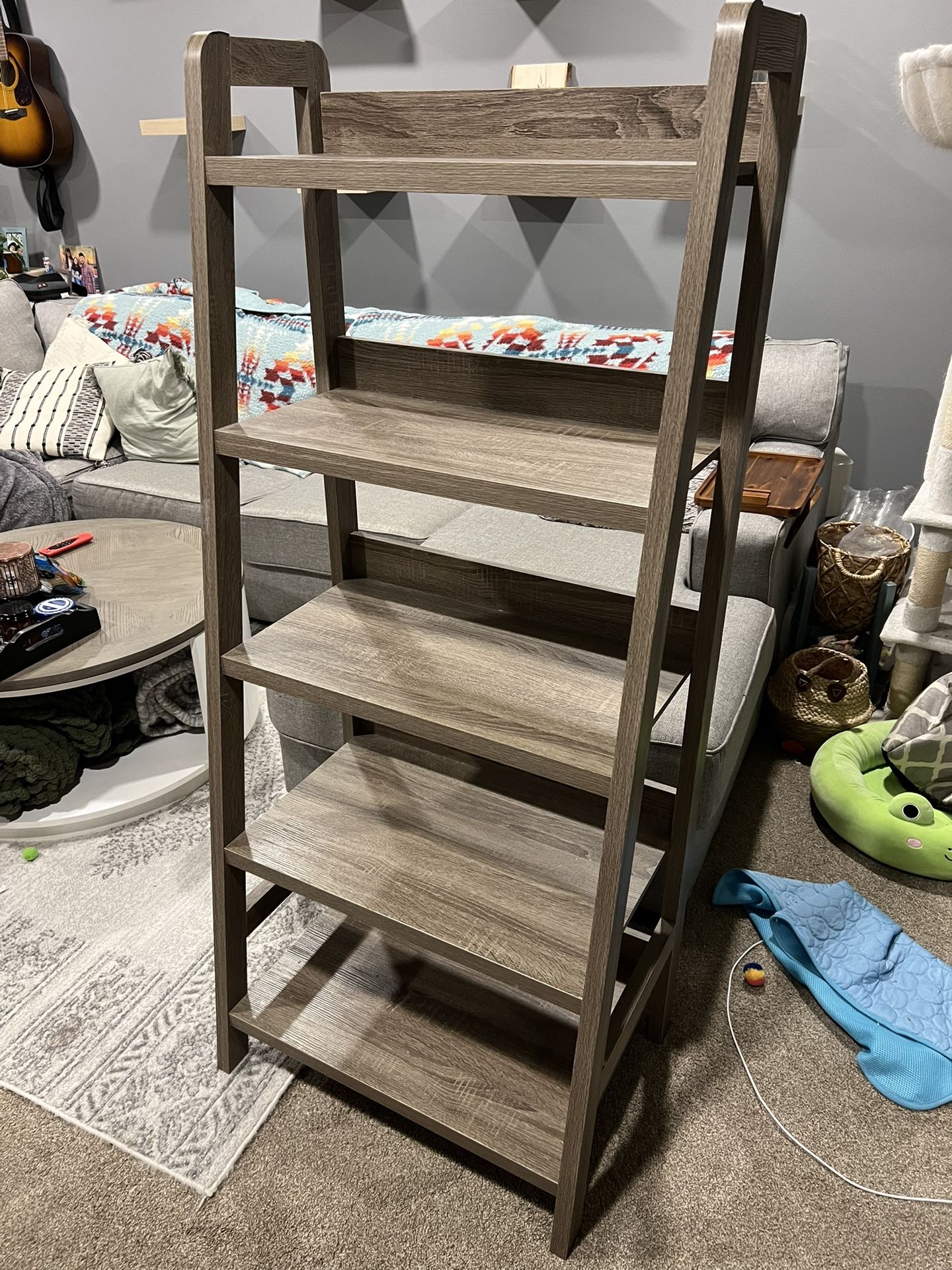 Shelf