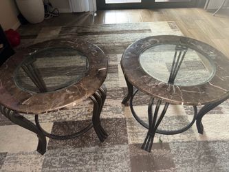 Mini table for fiving room