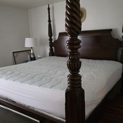 Polished King-Sized Cherywood Bedframe