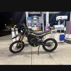 2025 Suron Ultra Bee 77 Miles Adult Owned Perfect Condition