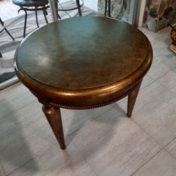 High End  End Table 