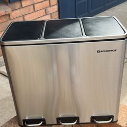 trashcan separator
