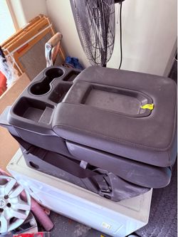 Silverado 20-25 center console jump seat