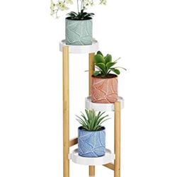 New in box  Bamboo Plant Stands Indoor 3 Tier Tall Corner Modern Style Plant Stand Holder & Plant Display Rack for Garden Outdoor White 1024