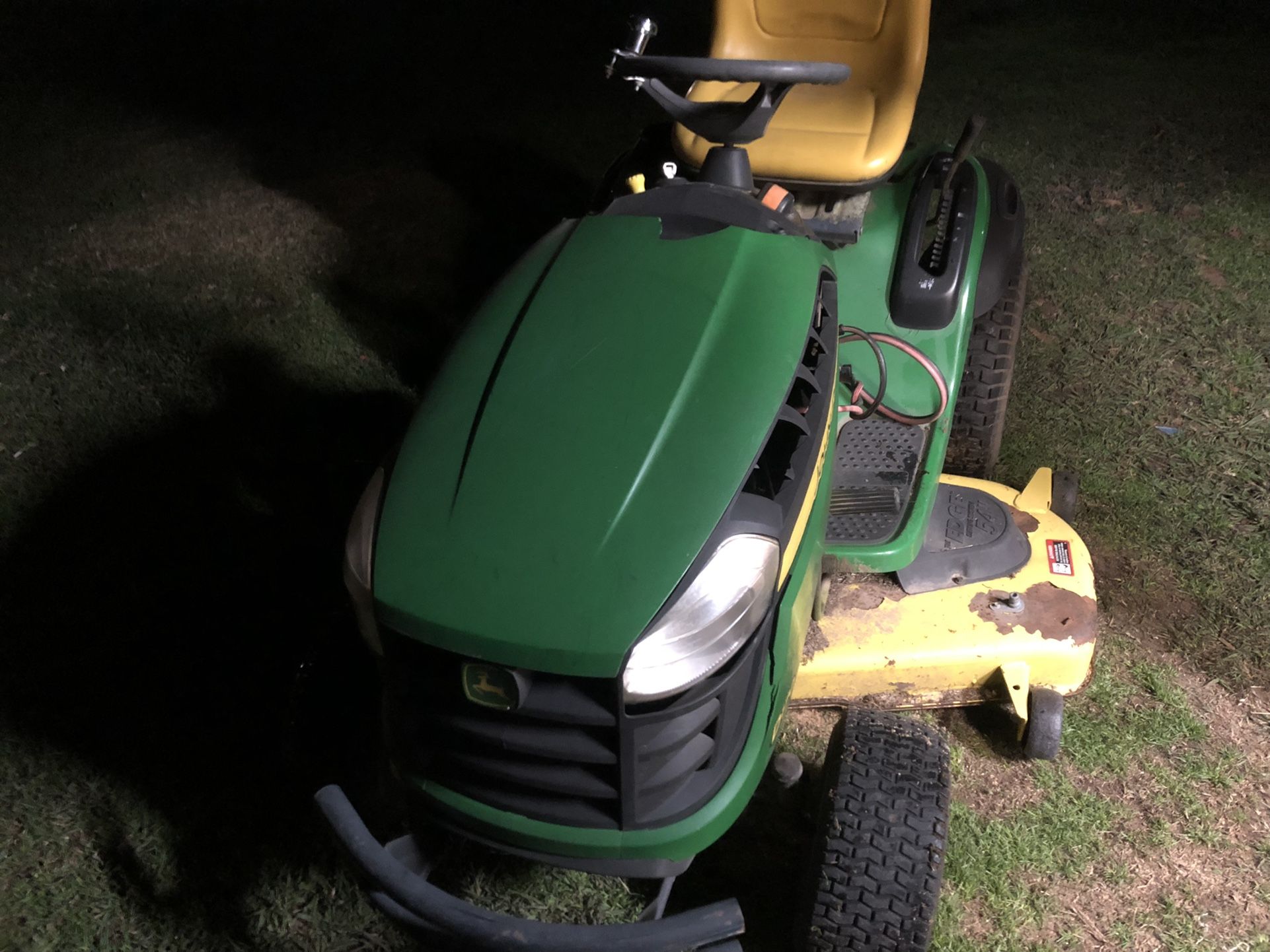 John Deere Rider