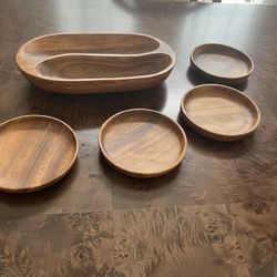 Wood Serving And Plate Set 
