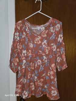 Maternity Size Small Floral Blouse