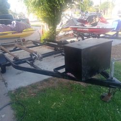 99 SEADOO DOUBLE JET SKI TRAILER WITH TITLE NEW LIGHTS AND BUNK CARPET WITH BOX AND FUEL CAN HOLDER 