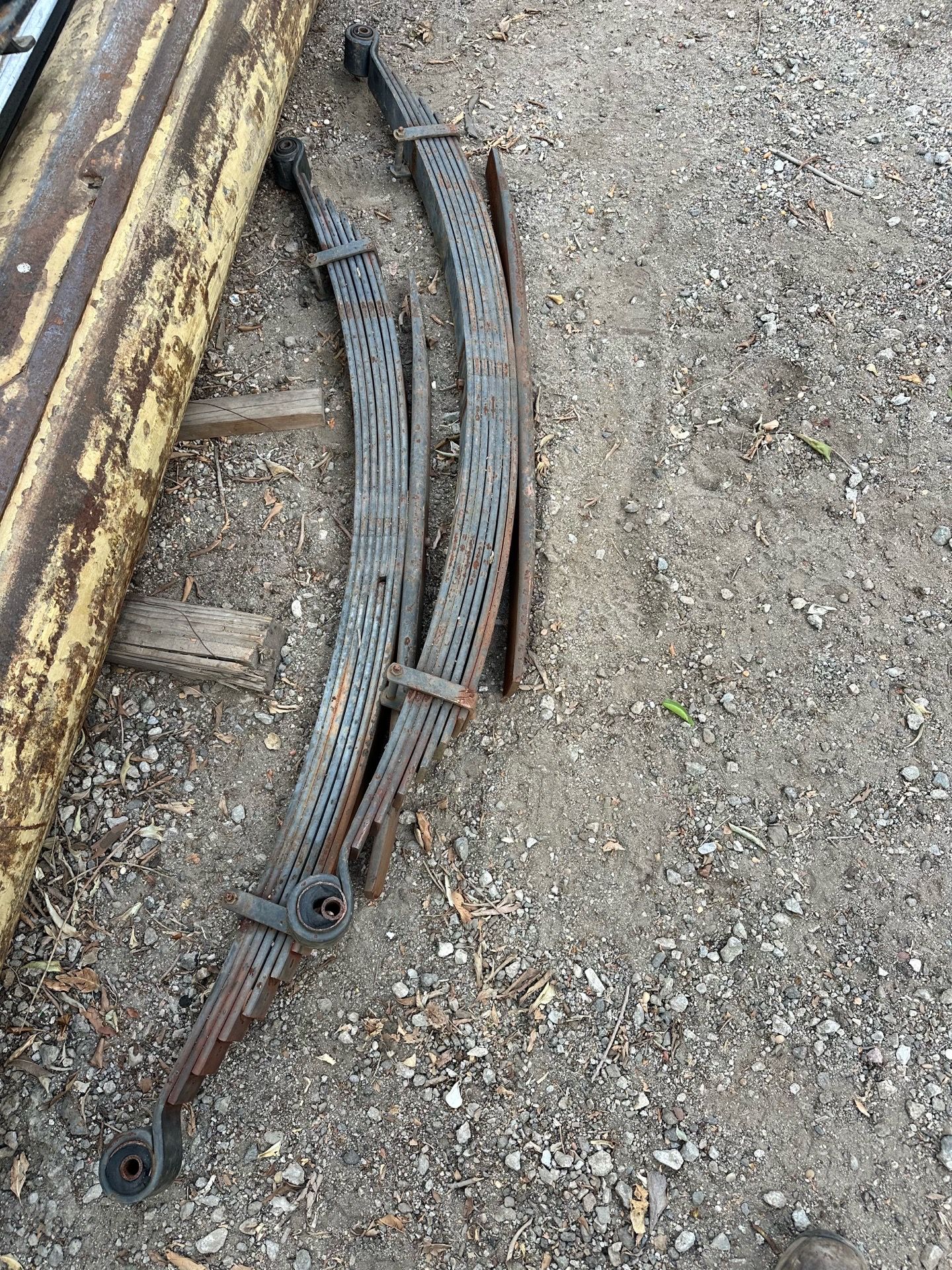 Dorman 22-1289HD Leaf Spring Assembly