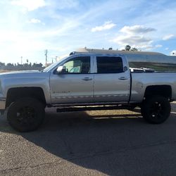 Chevy Silverado 20015 LT 