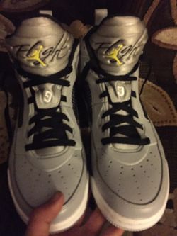 Brand new Jordan's for trade for 5s