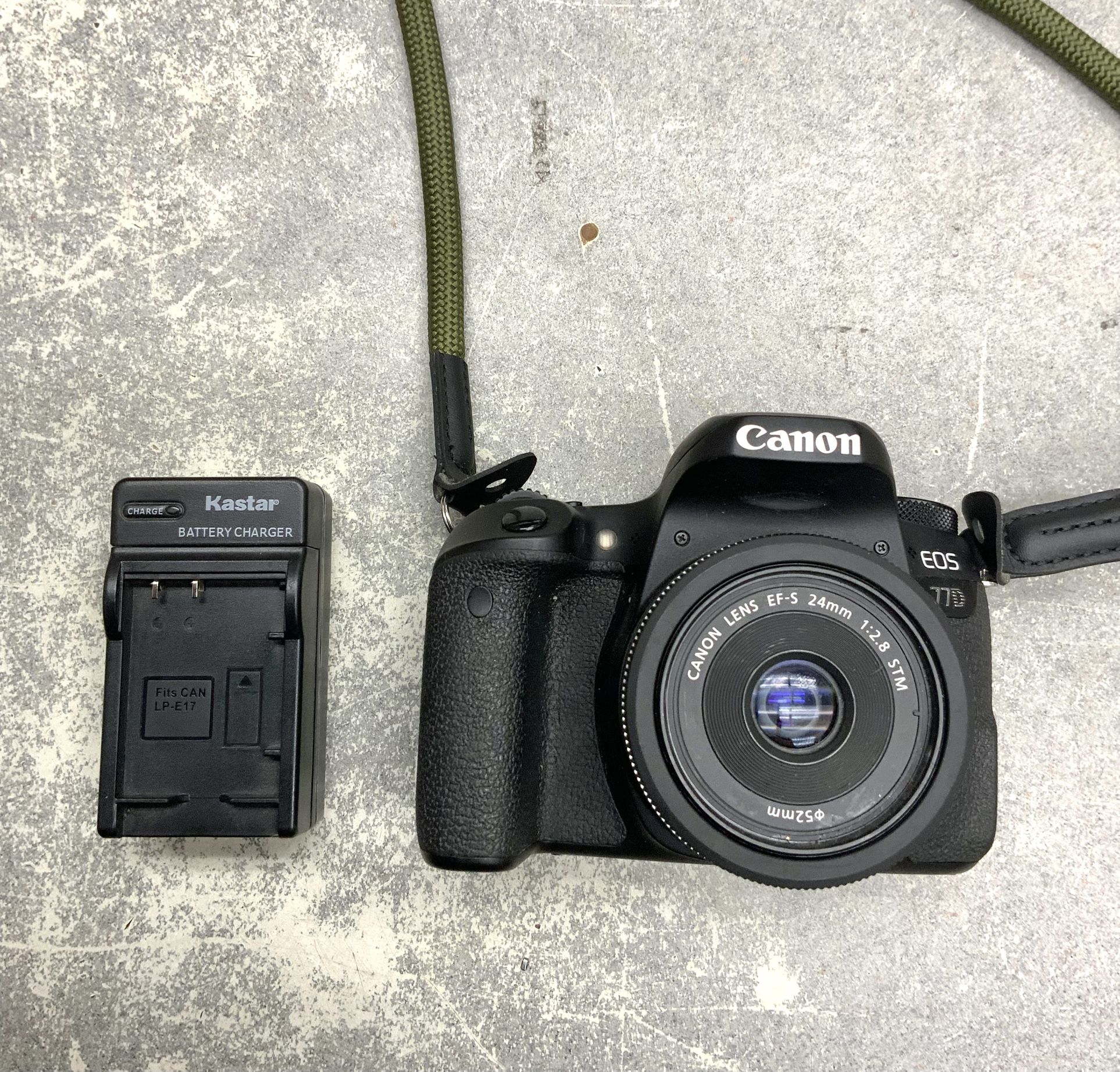 Canon EOS 77D DSLR Camera EFS 24mm Lens Digital Wifi Wireless GPS