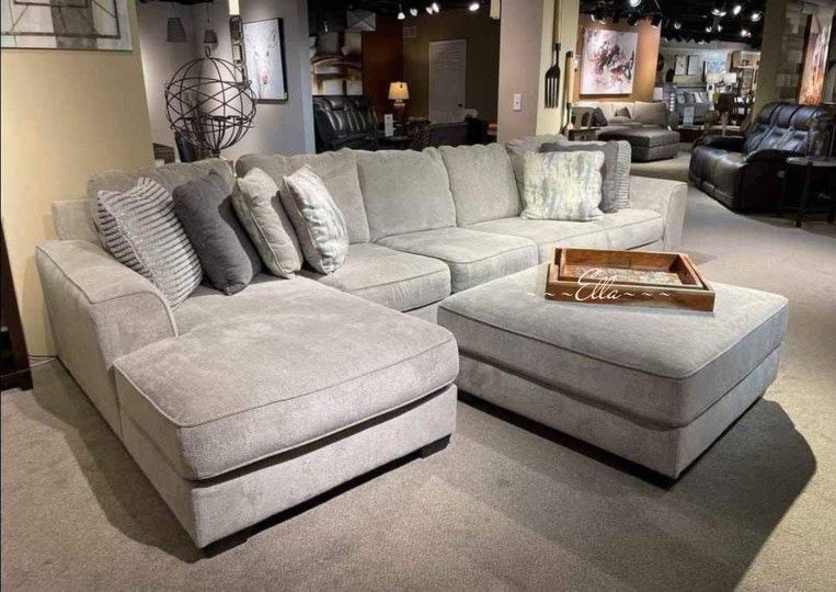 ArdsleyPewter 2-Piece Left-Arm Facing Sectional With Chaise
Ashley Furniture$10 Down Payment And Financing Available