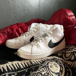 Nike court Royals 
