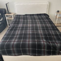 Full Size Bed Frame- White