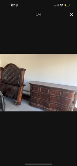 Queen bedroom set