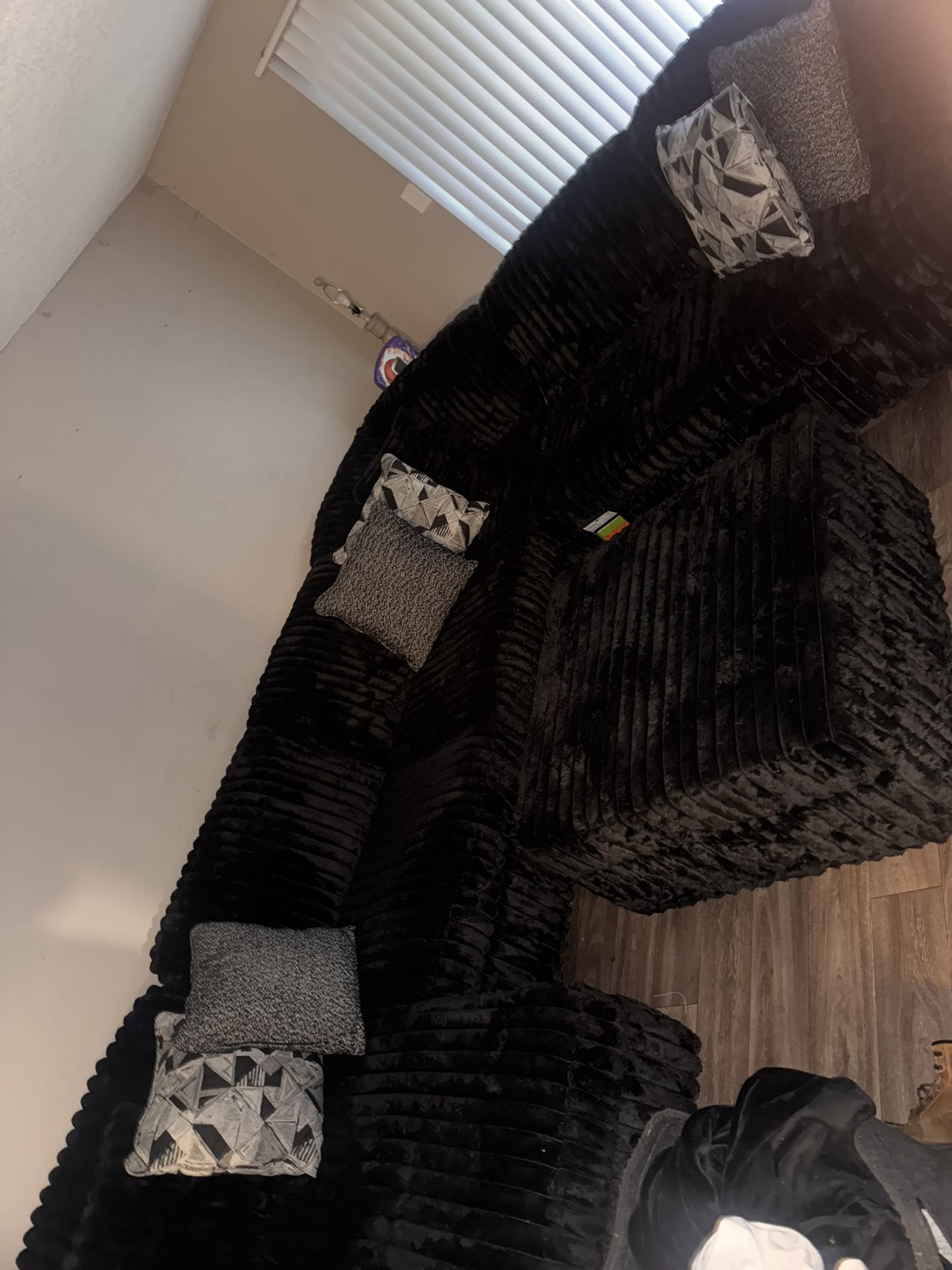 ASHLEY FUNITURE COUCH NEW