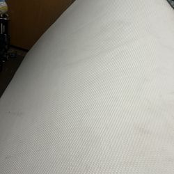 Casper Queensize bed mattress