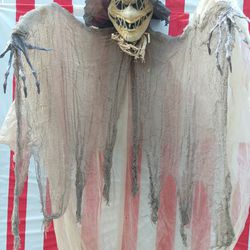6' Scarecrow Hanging Halloween Prop