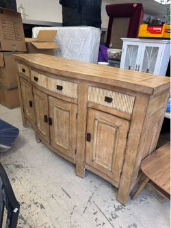 Drexel Buffet table - Retail: $1899