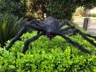 Large Spider Halloween Decoration, Realistic Giant Spider Prop for Indoor/Outdoor Party Yard Lawn Decor