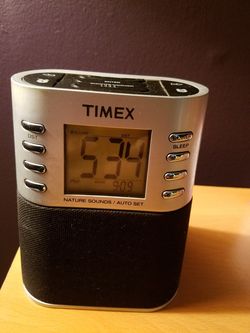Timex clock with radio good condition