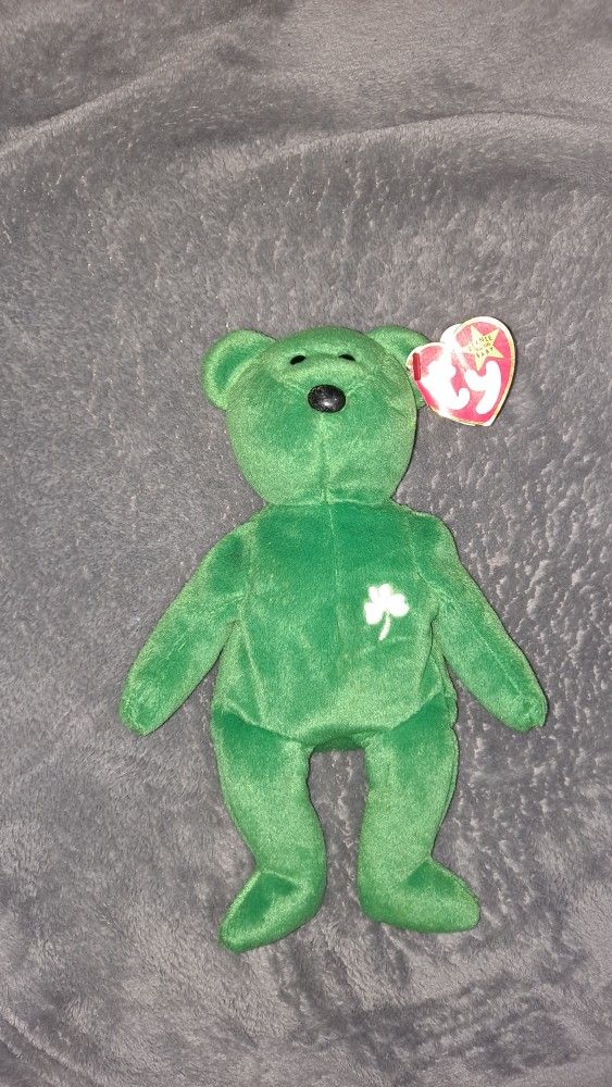 1997 Ty Beanie Babies RARE Erin w/ Hang Tag And Tush Tag Errors