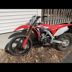 2021 Honda 250 Dirt Bike 