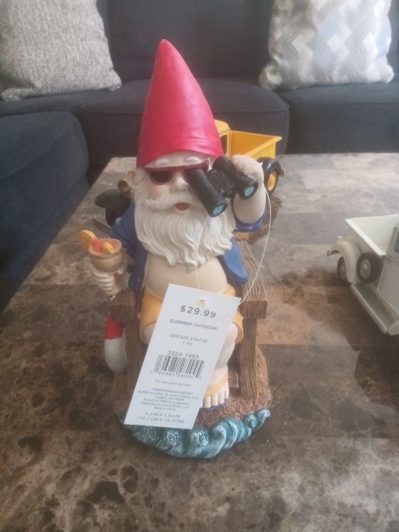 Gnome Statue