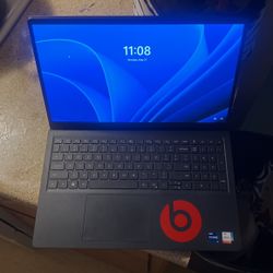 Dell Vostro 3520 Business Laptop w/ 16gb Ram