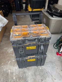 DeWalt ToughSystem 2.0 Stackable Tool Box Set