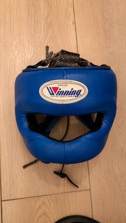 Winning head gear
