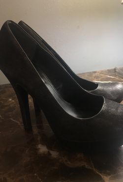 Jennifer Lopez high heels size 8 1/2