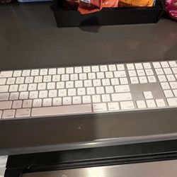 Apple Magic Keyboard with Numeric Keypad – Excellent Condition (2 Available)