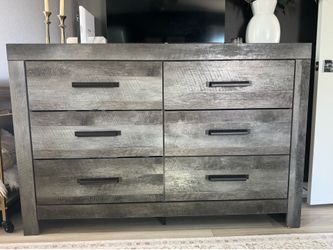 Bedroom dresser