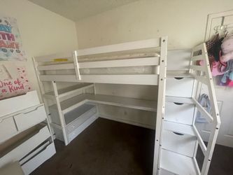 White twin loft bed