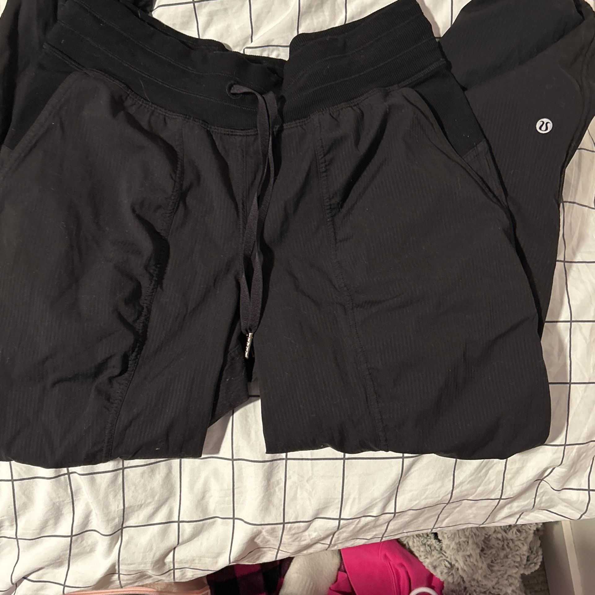 lululemon joggers