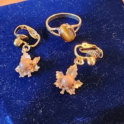 Tiger Eye And Gold Maple Leaf Ring And Earrings 
