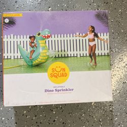 Water Dino Sprinkler Toy