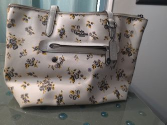 Coach tote