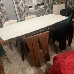Living/Dining Room Table